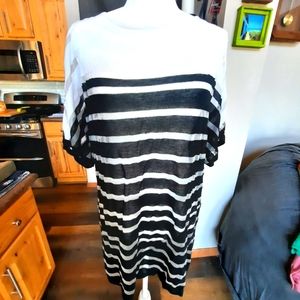 Chicos travelers 2 semi sheer top black white